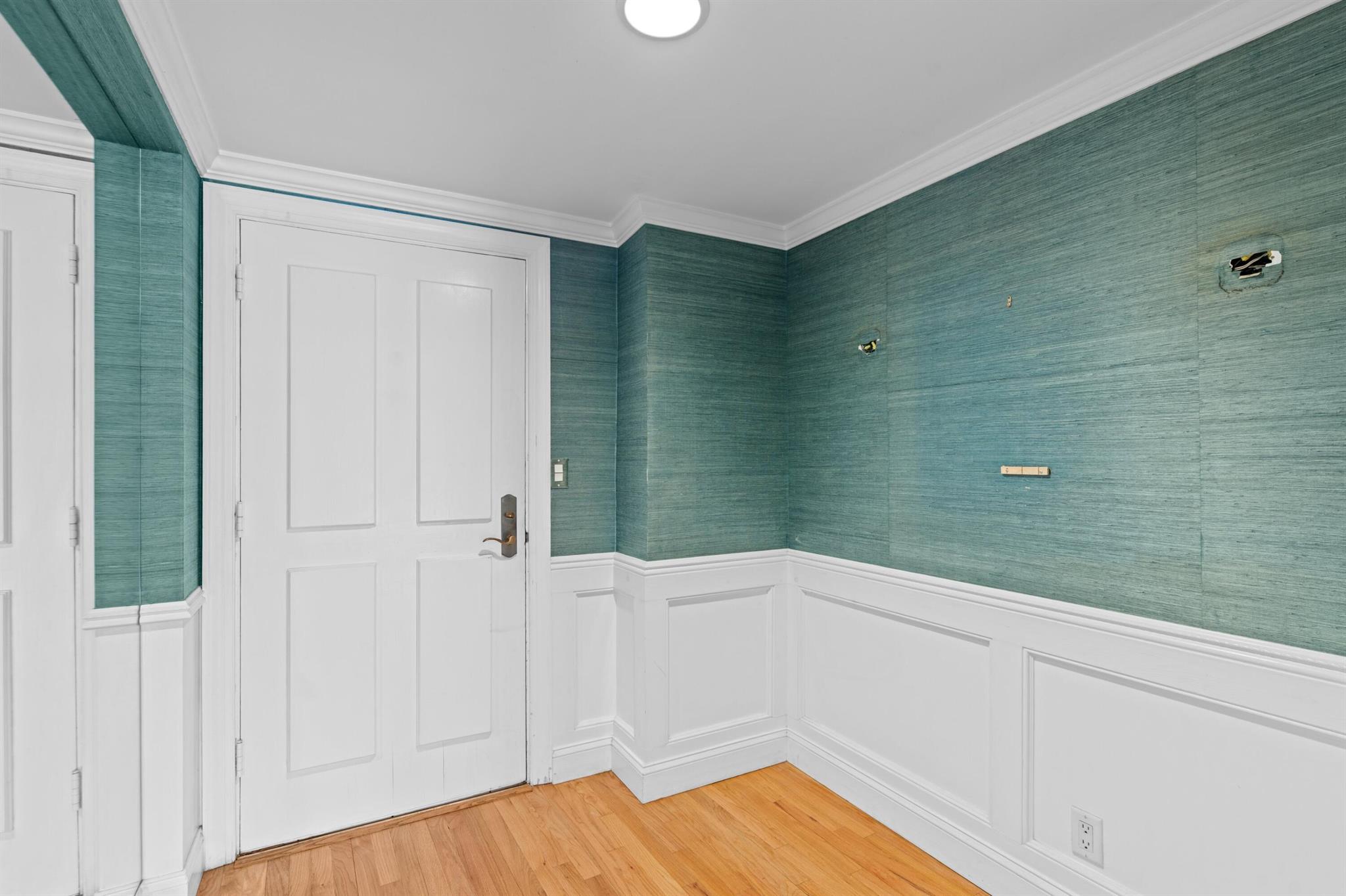 PARK PLACE INC 369 S LAKE - Residential