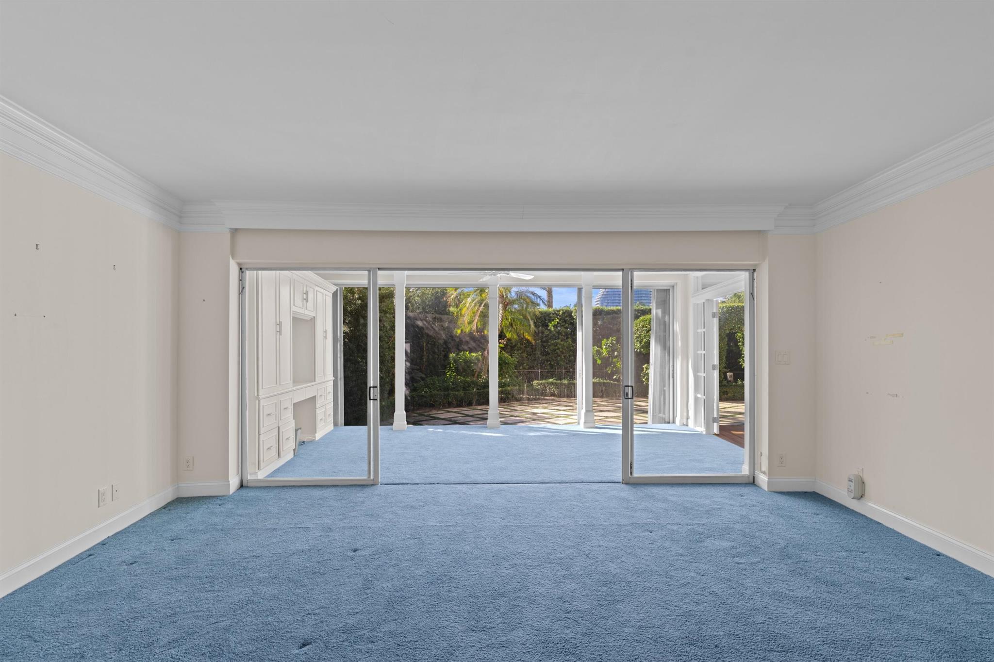 PARK PLACE INC 369 S LAKE - Residential