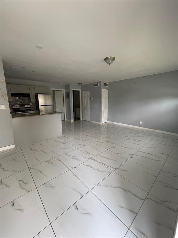 3006 NW 4th Ave 1