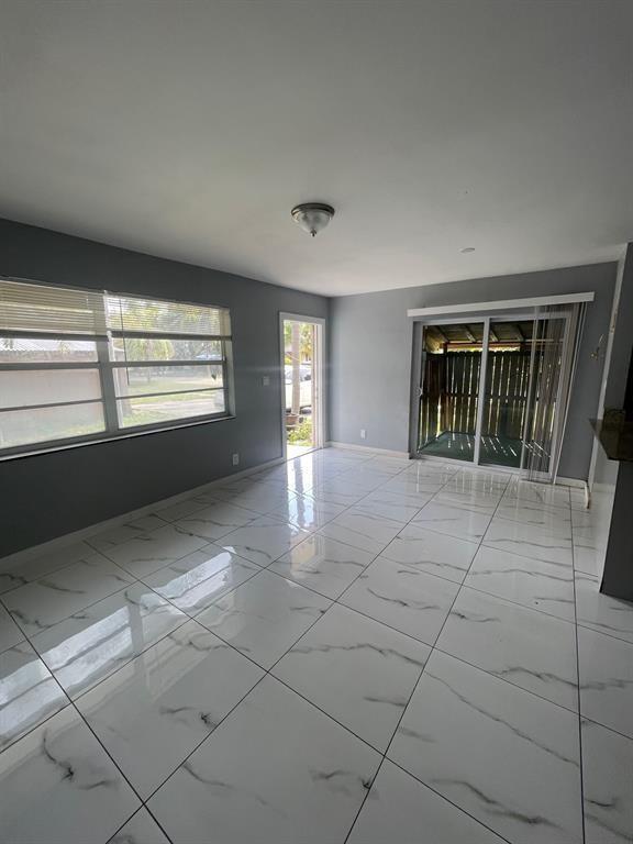 3006 NW 4th Ave 1