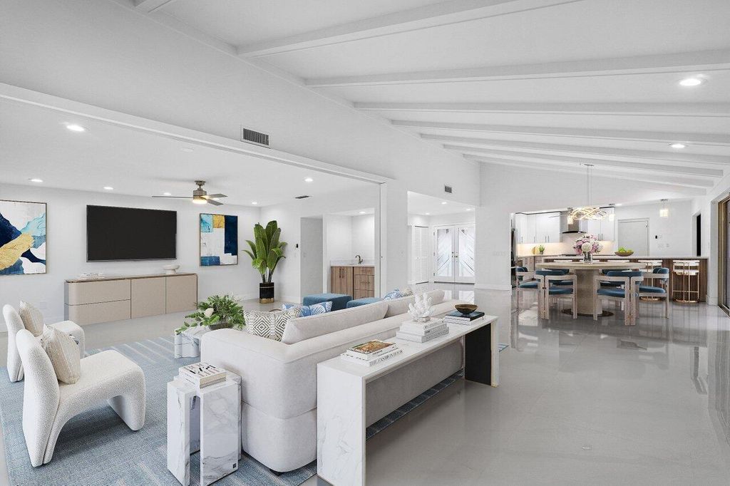 Photo of 29 Bristol Lane, Boynton Beach, FL 33436 (MLS # R11033628)