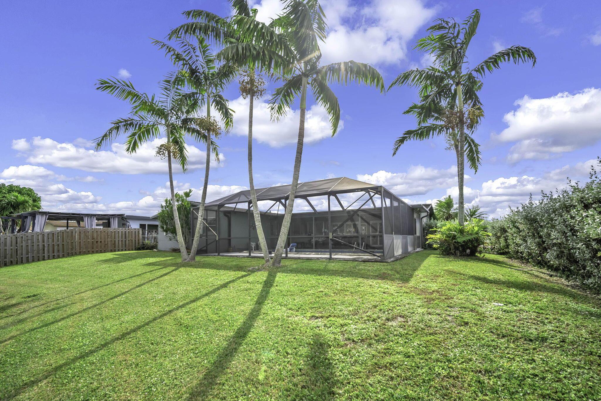 SUNRISE GOLF VILLAGE SEC - Residential