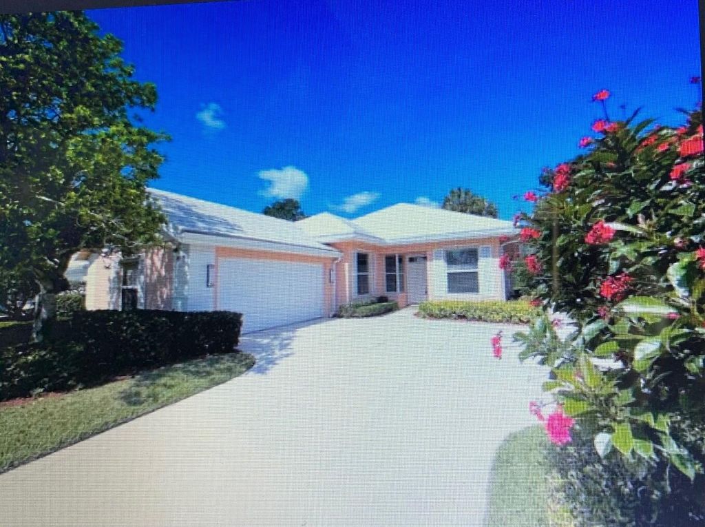 Photo of 8617 Wakefield Drive, Palm Beach Gardens, FL 33410 (MLS # R10815431)