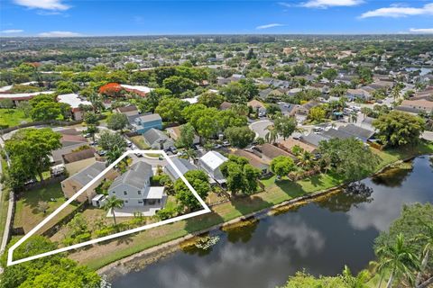 Tiny photo for 133 SW 159th Way, Sunrise, FL 33326 (MLS # F10555156)