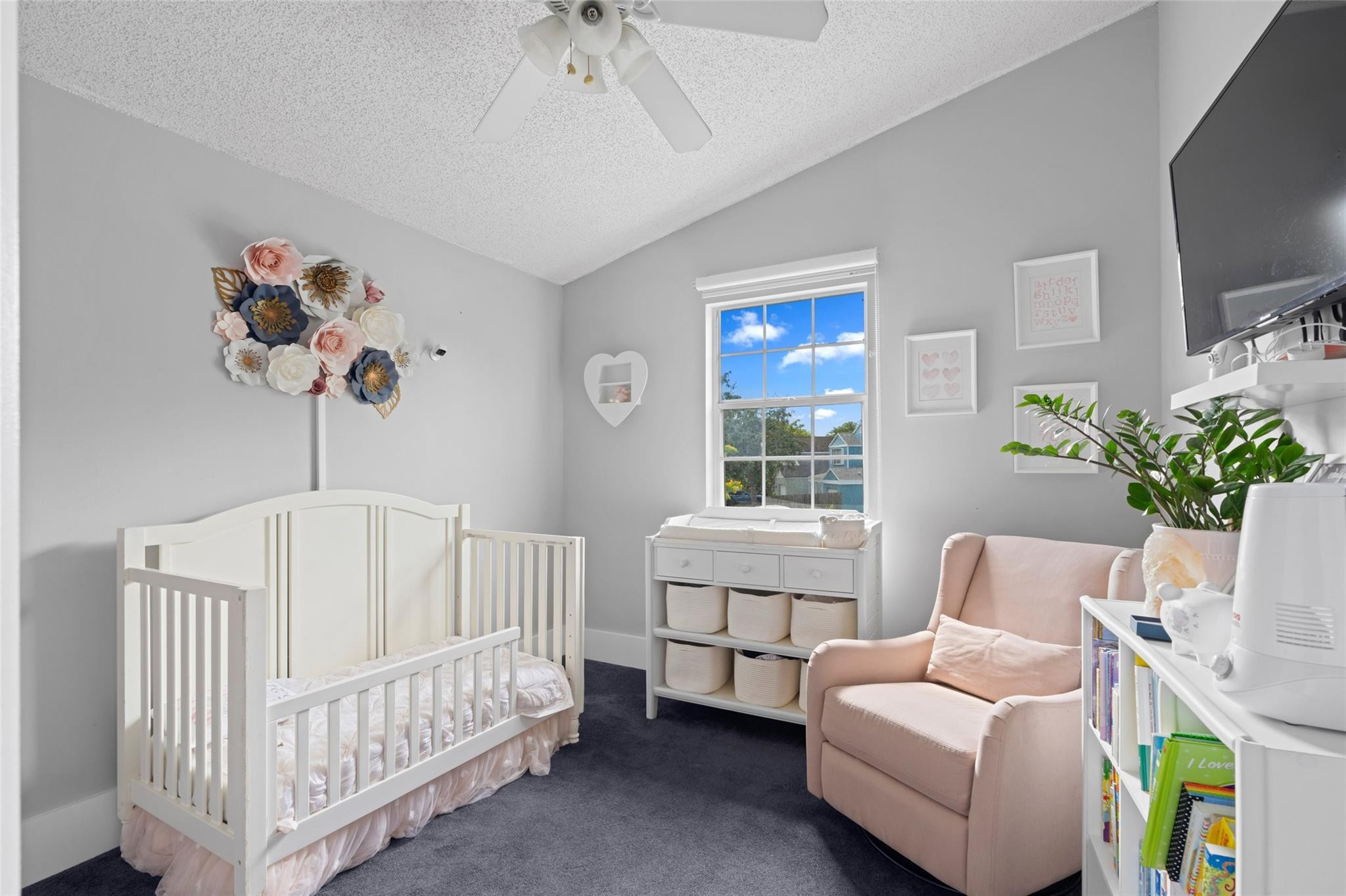 HAMPTON LAKES - Residential