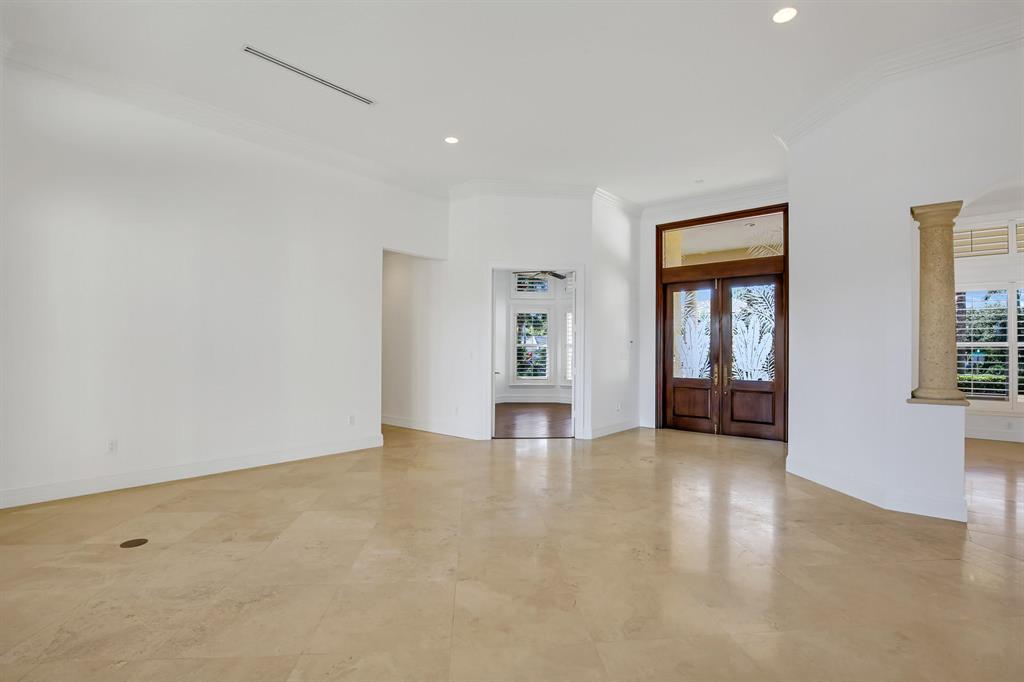 ANCHORAGE POINT - Residential