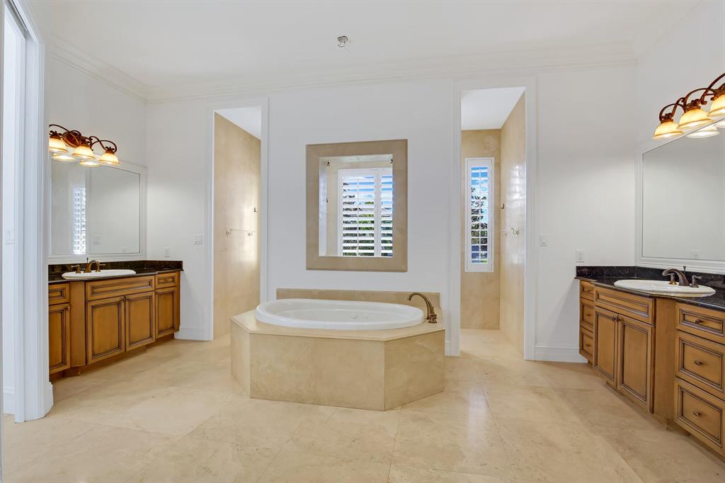 ANCHORAGE POINT - Residential