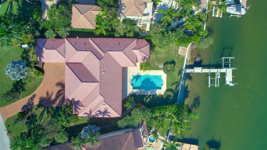 ANCHORAGE POINT - Residential