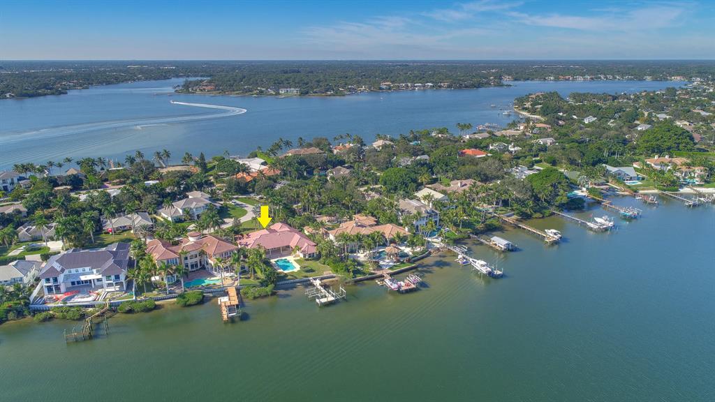 ANCHORAGE POINT - Residential