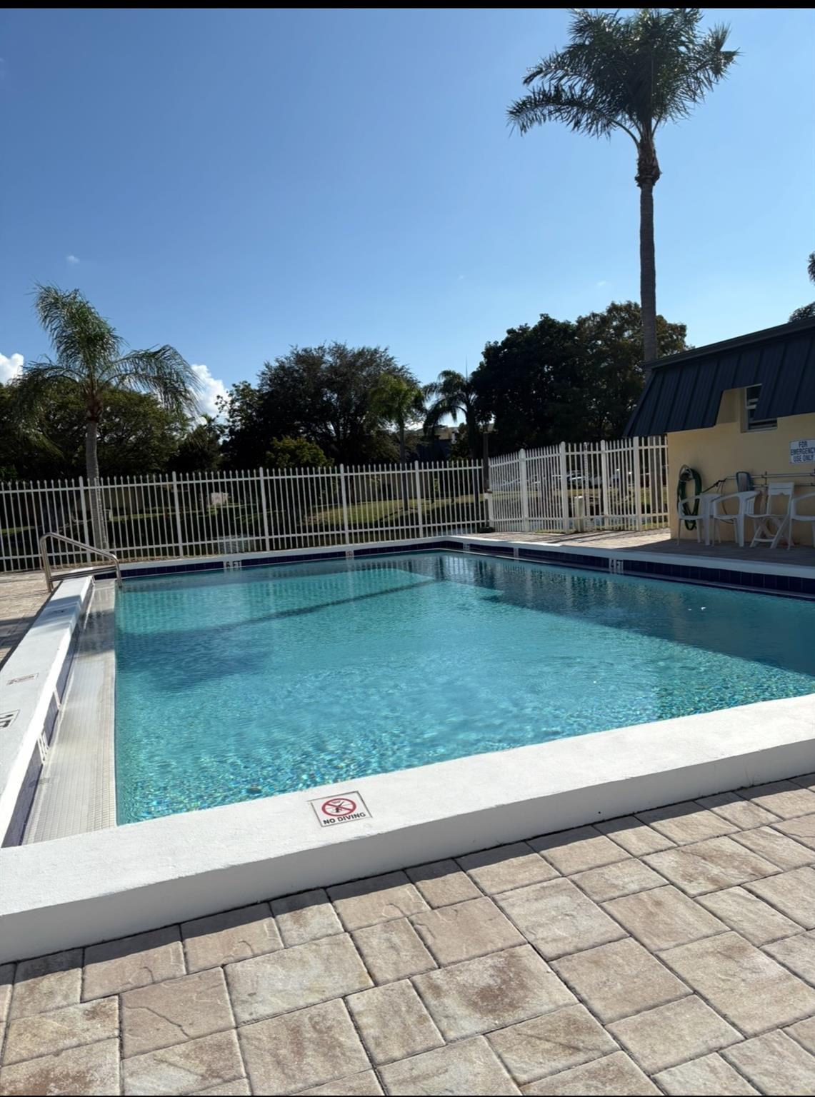 2494 Waterside Drive 4c