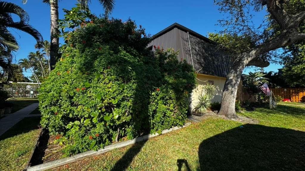 Photo of 2494 Waterside Drive #4c, Lake Worth, FL 33461 (MLS # F10538569)