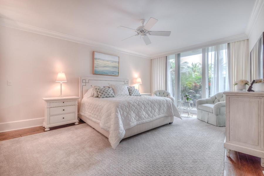 ONE ROYAL PALM WAY COND D - Residential