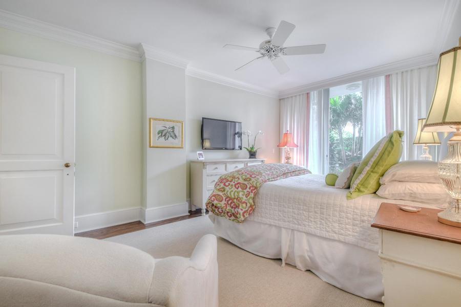 ONE ROYAL PALM WAY COND D - Residential