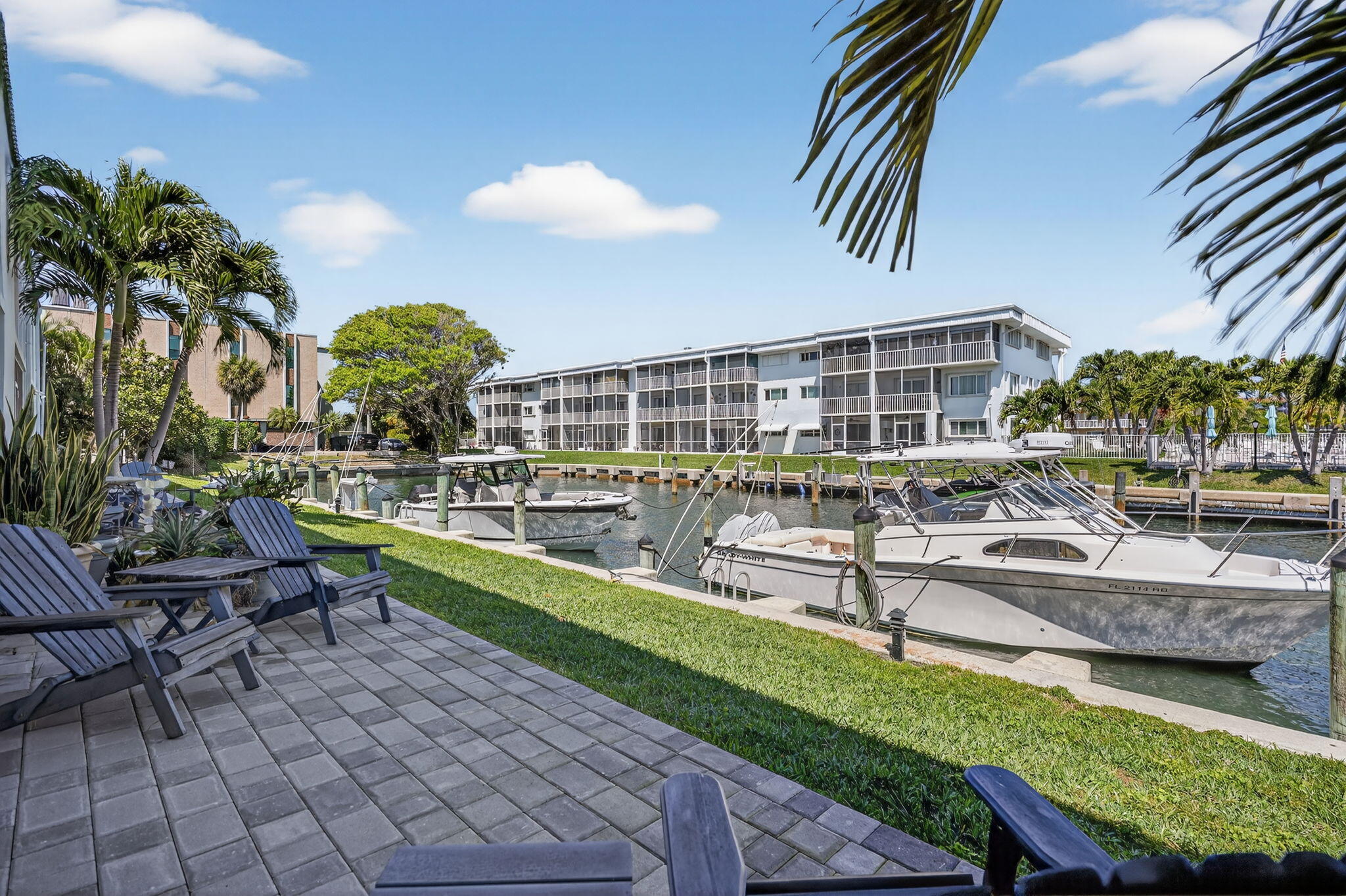 WINDSOR PARK NORTH CONDOMINIUMS - Residential