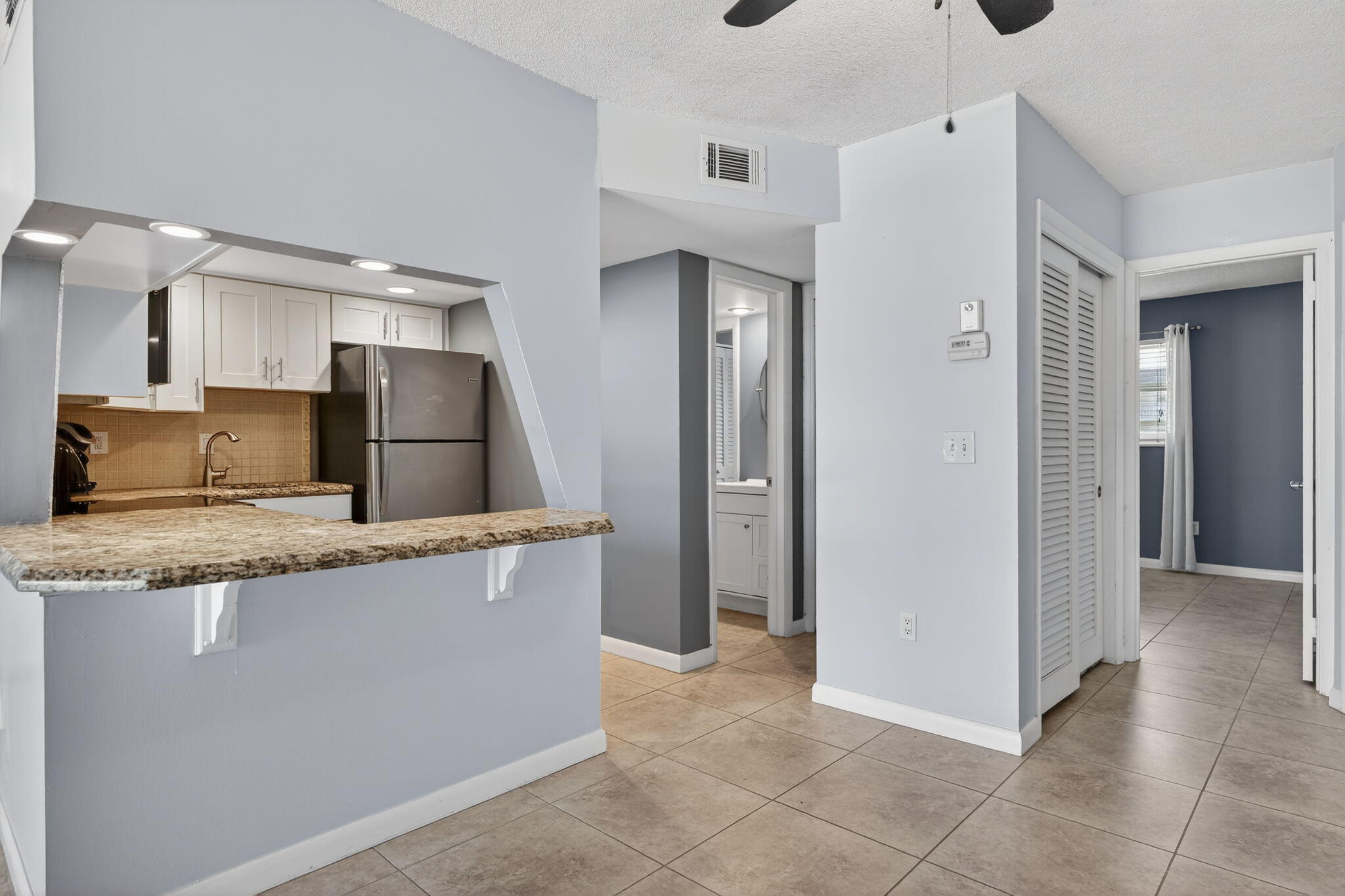 WINDSOR PARK NORTH CONDOMINIUMS - Residential