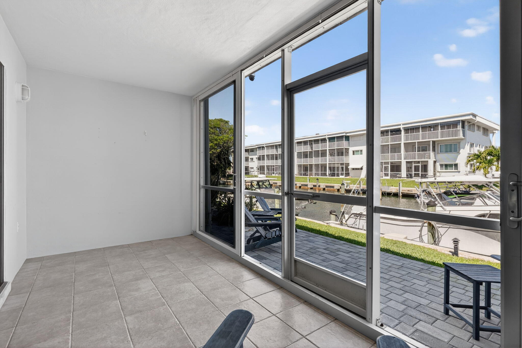 WINDSOR PARK NORTH CONDOMINIUMS - Residential