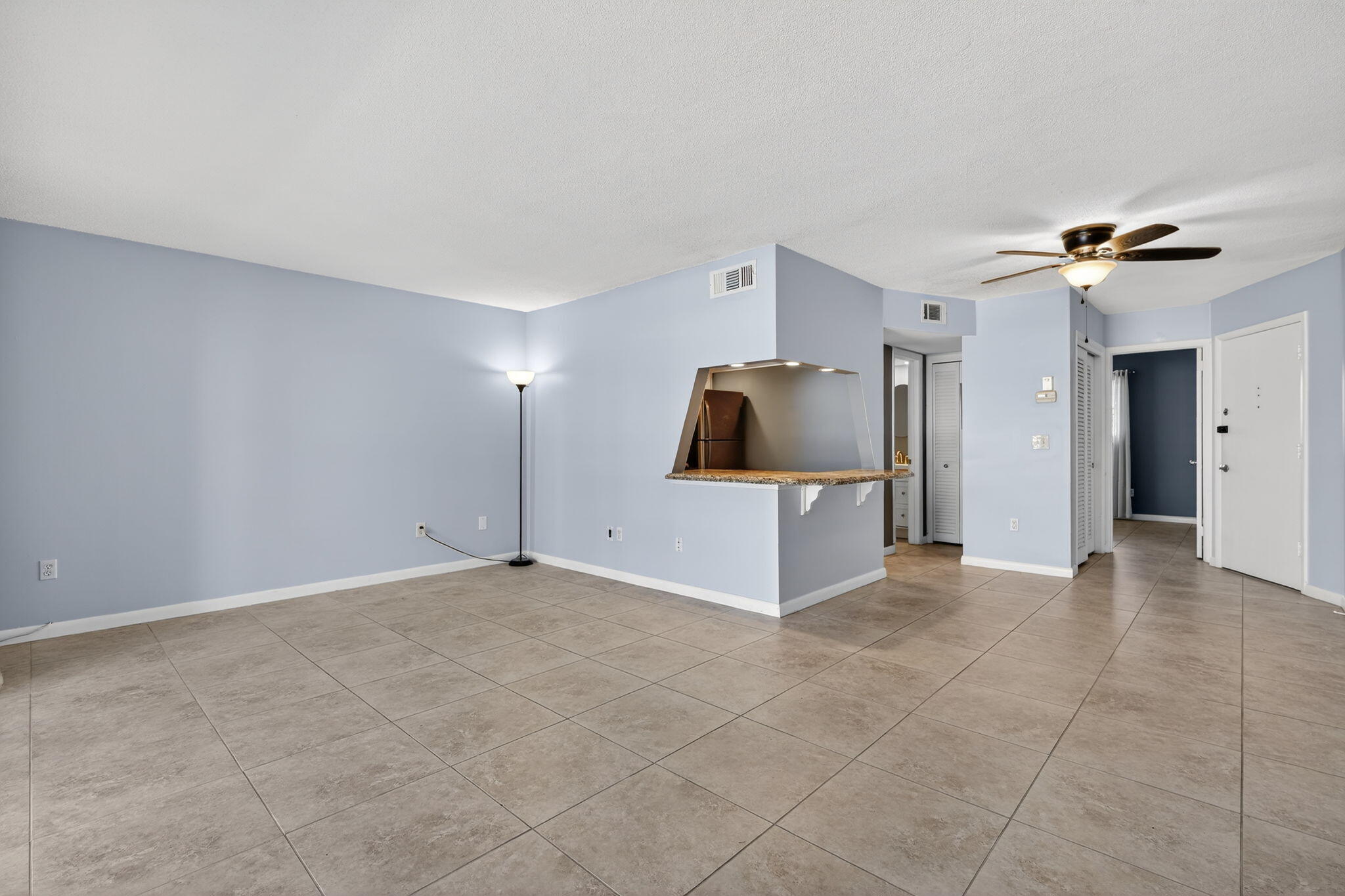 WINDSOR PARK NORTH CONDOMINIUMS - Residential