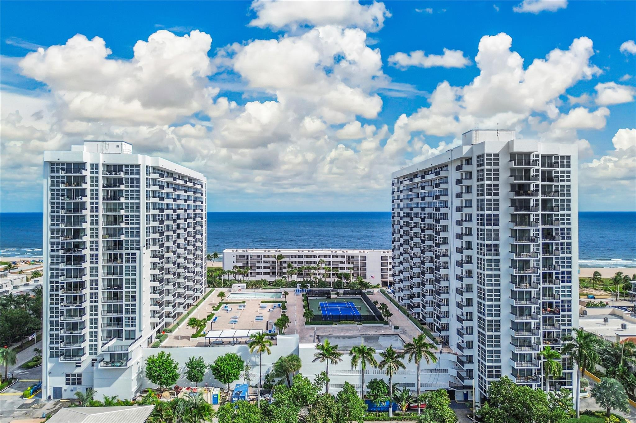 SILVER THATCH ATLANTIC PLAZA - Residential Lease