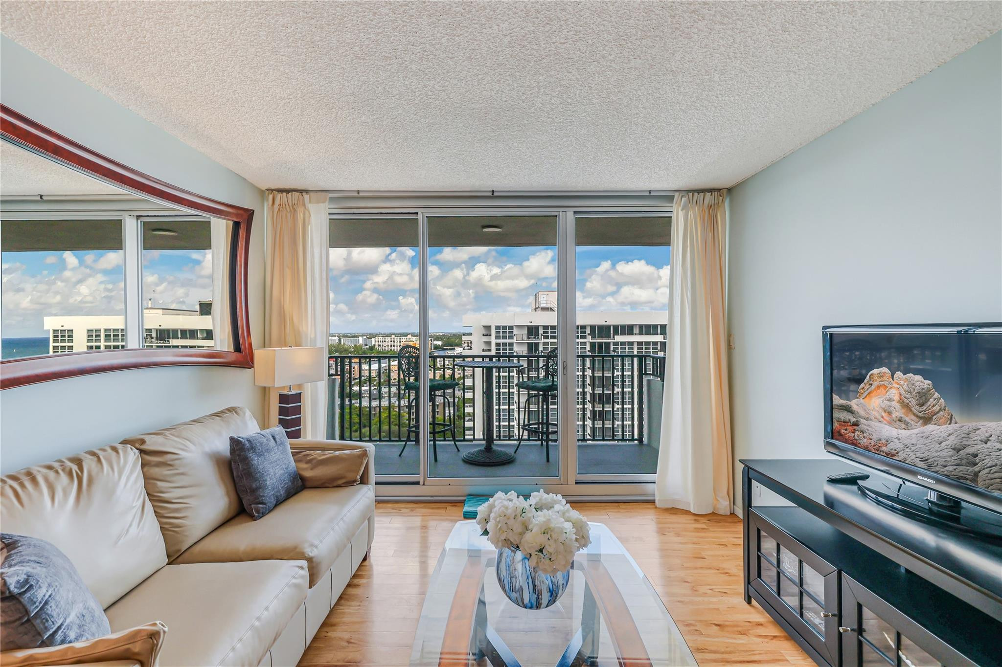 SILVER THATCH ATLANTIC PLAZA - Residential Lease