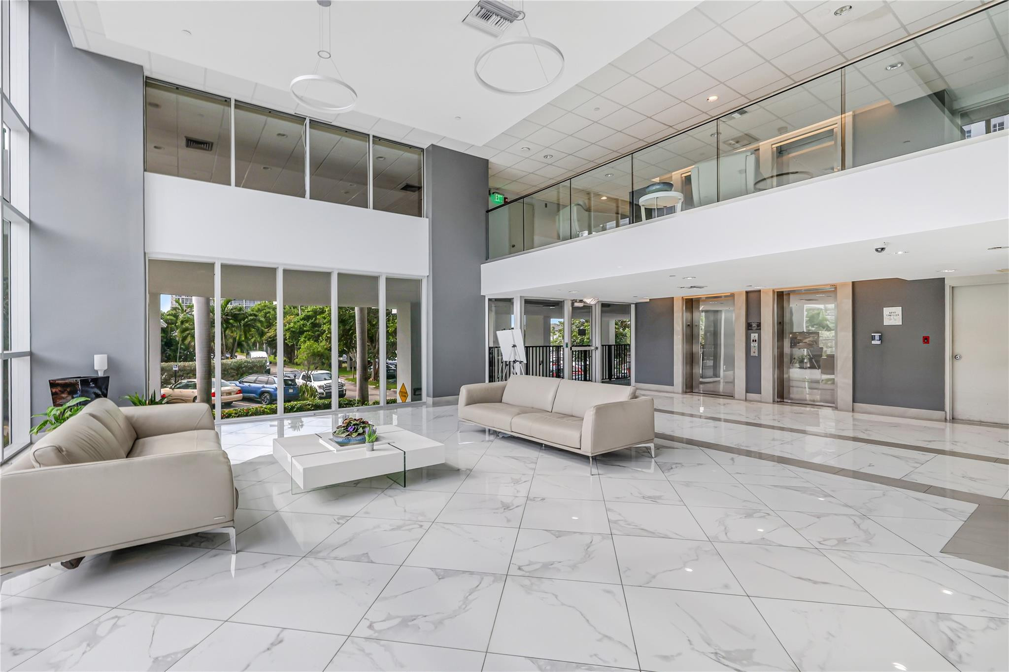 SILVER THATCH ATLANTIC PLAZA - Residential Lease