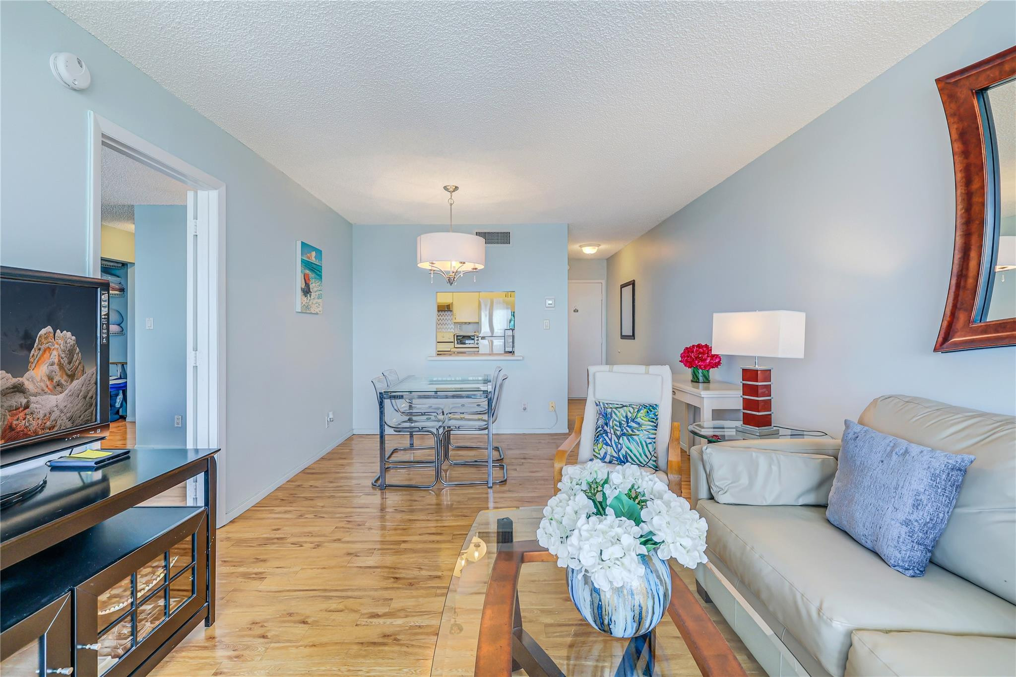 SILVER THATCH ATLANTIC PLAZA - Residential Lease