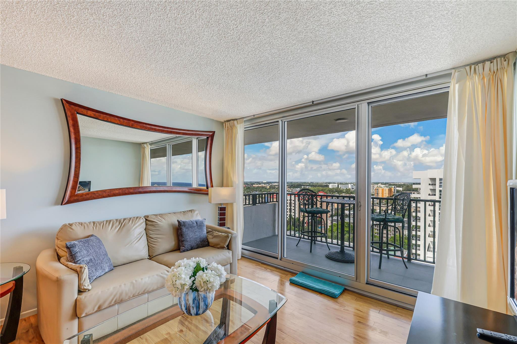 SILVER THATCH ATLANTIC PLAZA - Residential Lease