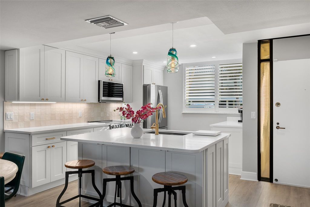 Photo of 1825 Tarpon Lane #106, Vero Beach, FL 32960 (MLS # F10549317)