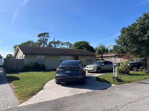 4700 Todd Street Lake Worth FL 33463
