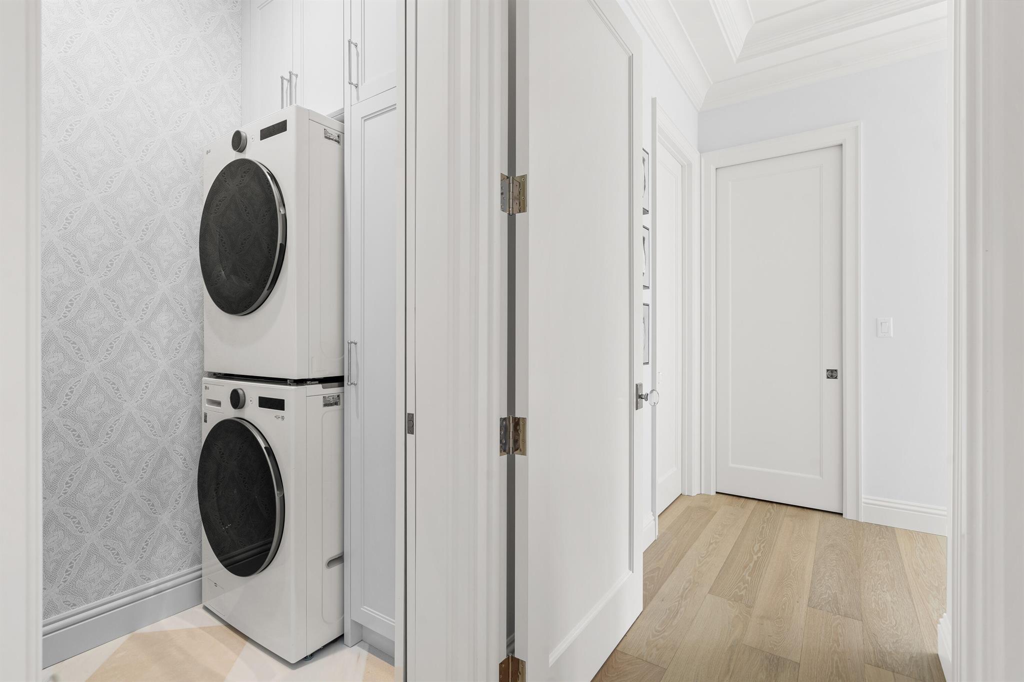 MONCEAUX - Residential