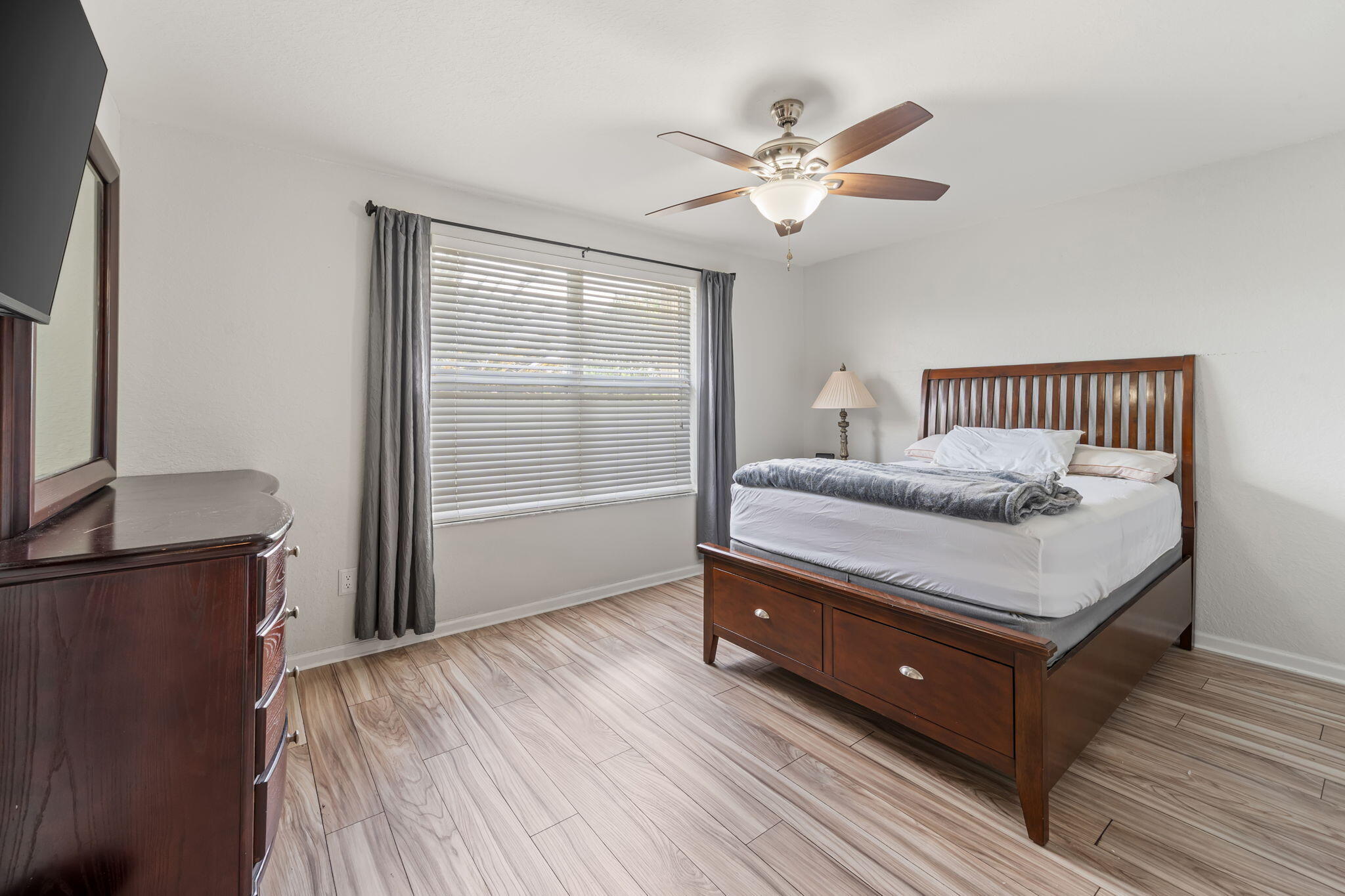 NAUTICA ISLES 2 - Residential Lease