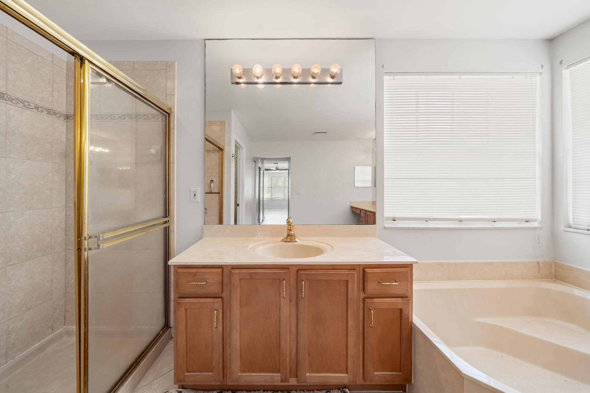 NAUTICA ISLES 2 - Residential Lease