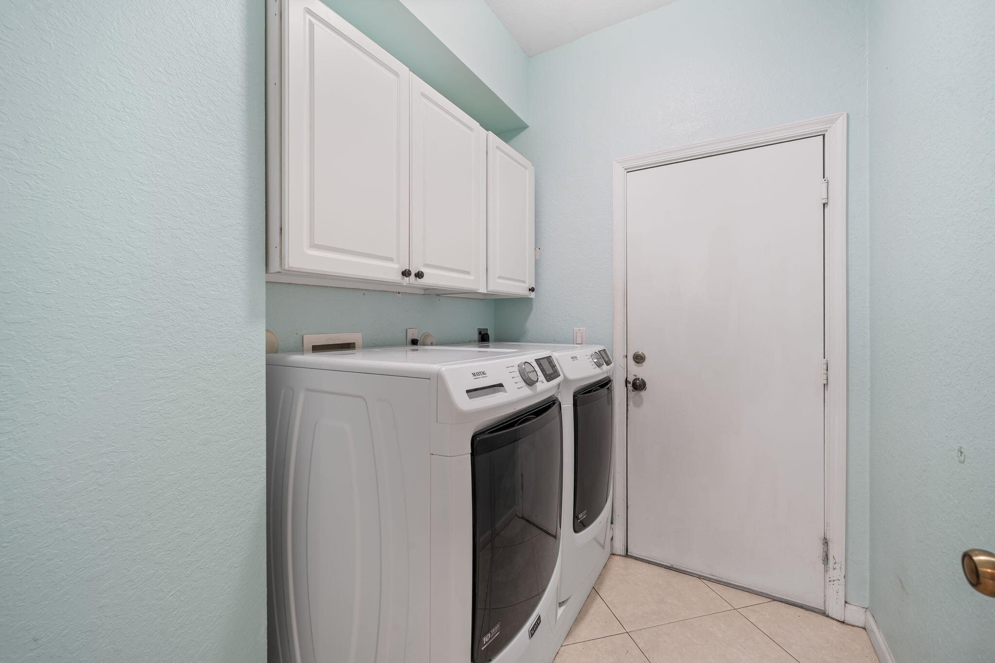 NAUTICA ISLES 2 - Residential Lease