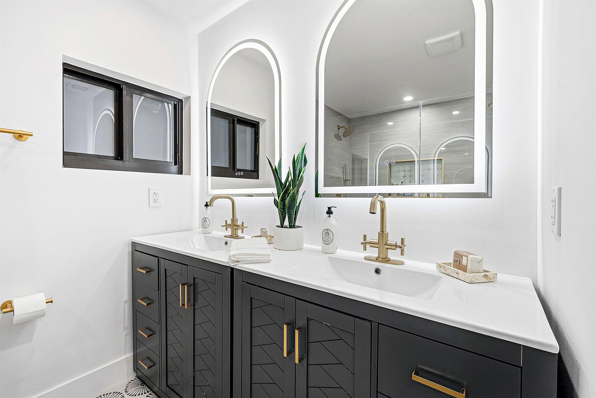 NORTHWOOD HISTORIC DISTRI - Residential