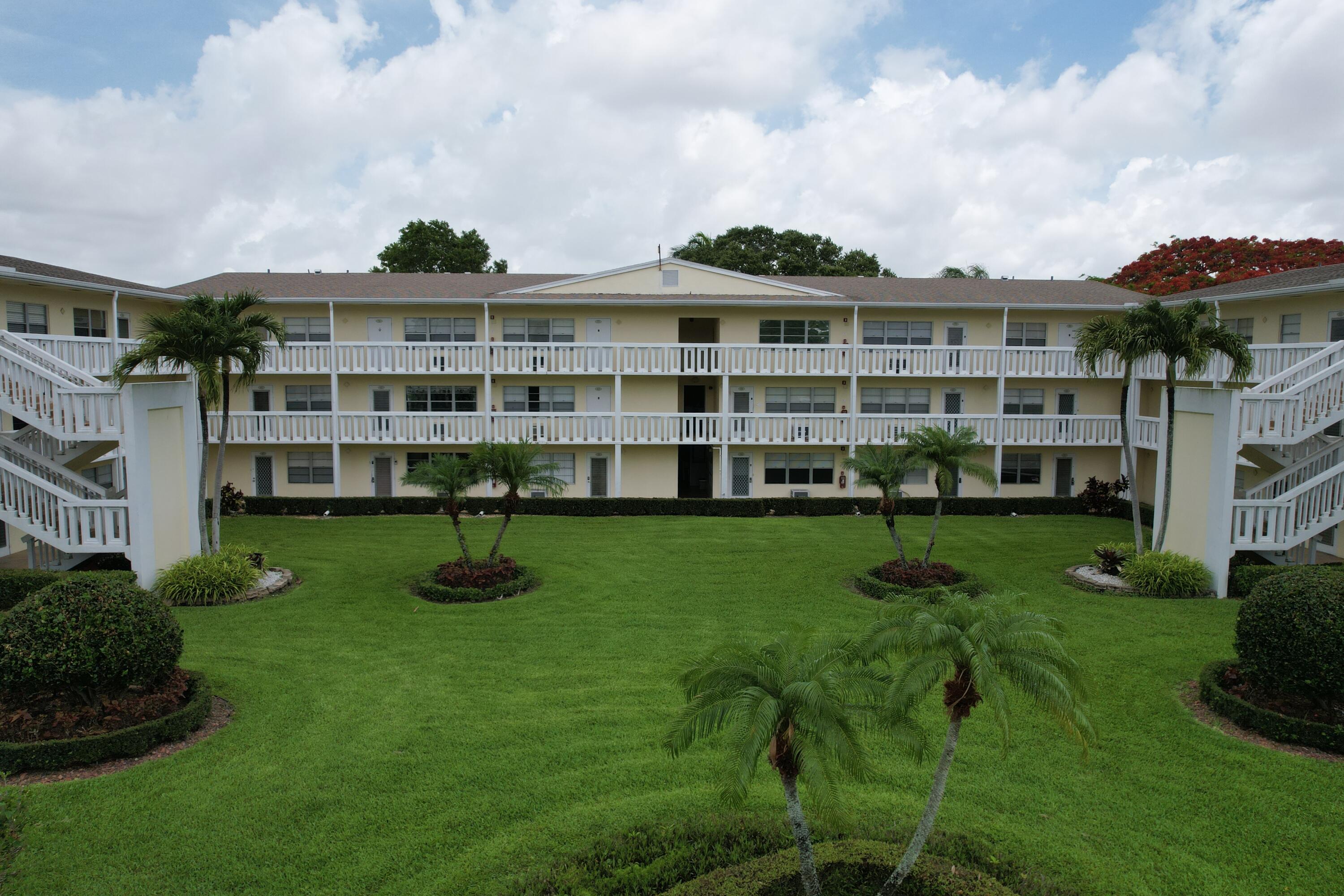 DORSET AT CENTURY VILLAGE CONDO - Residential Lease