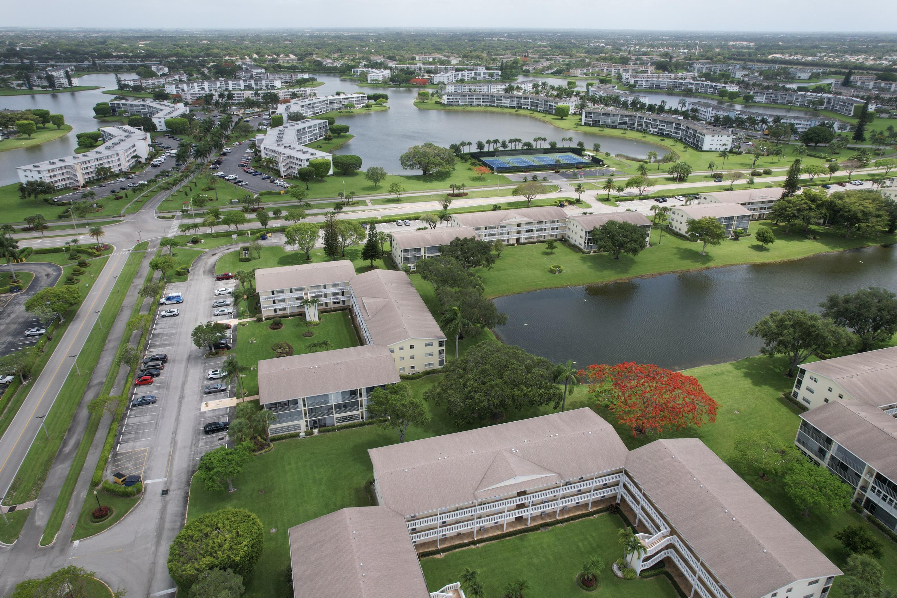 DORSET AT CENTURY VILLAGE CONDO - Residential Lease