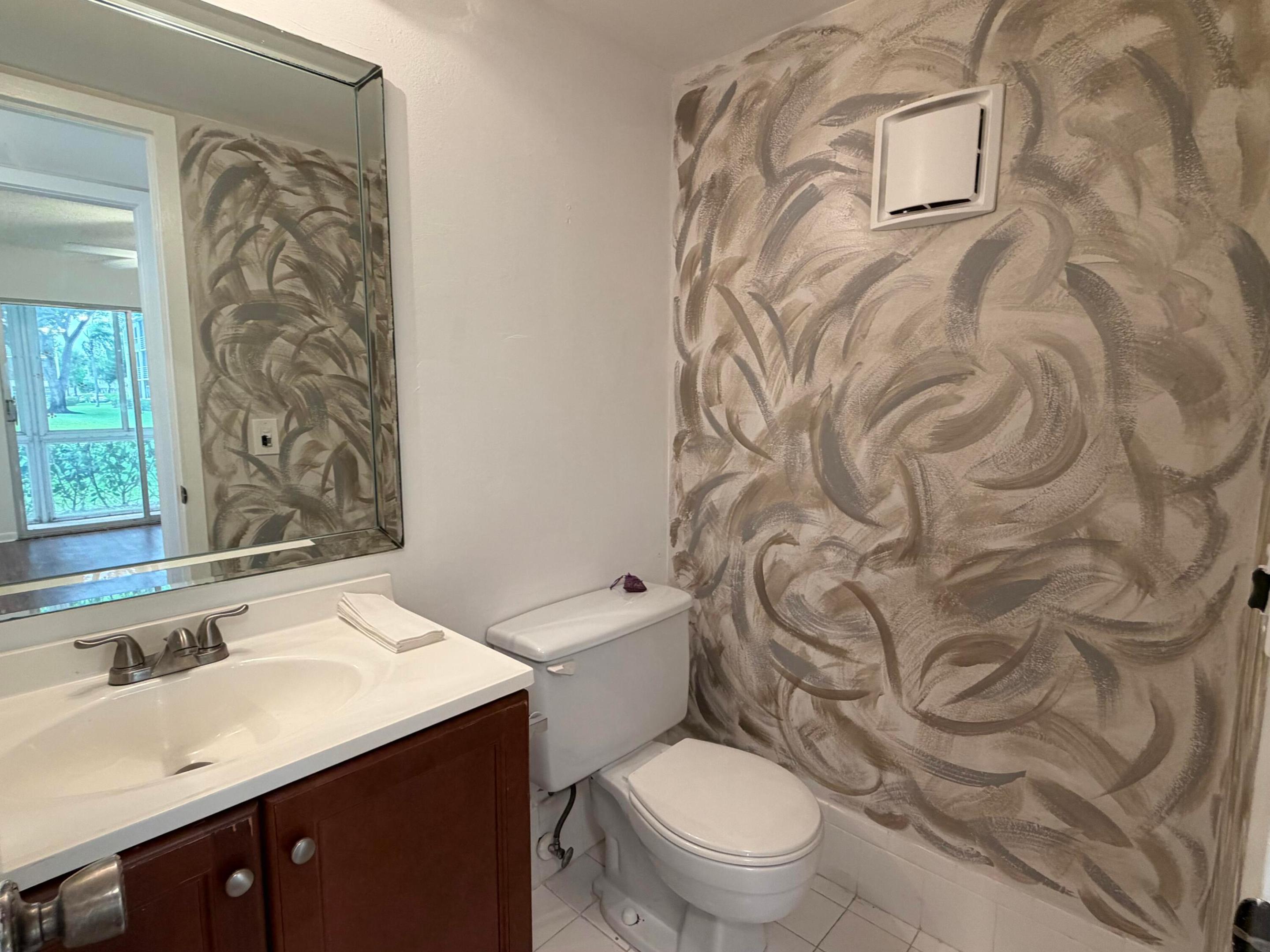 DORSET AT CENTURY VILLAGE CONDO - Residential Lease