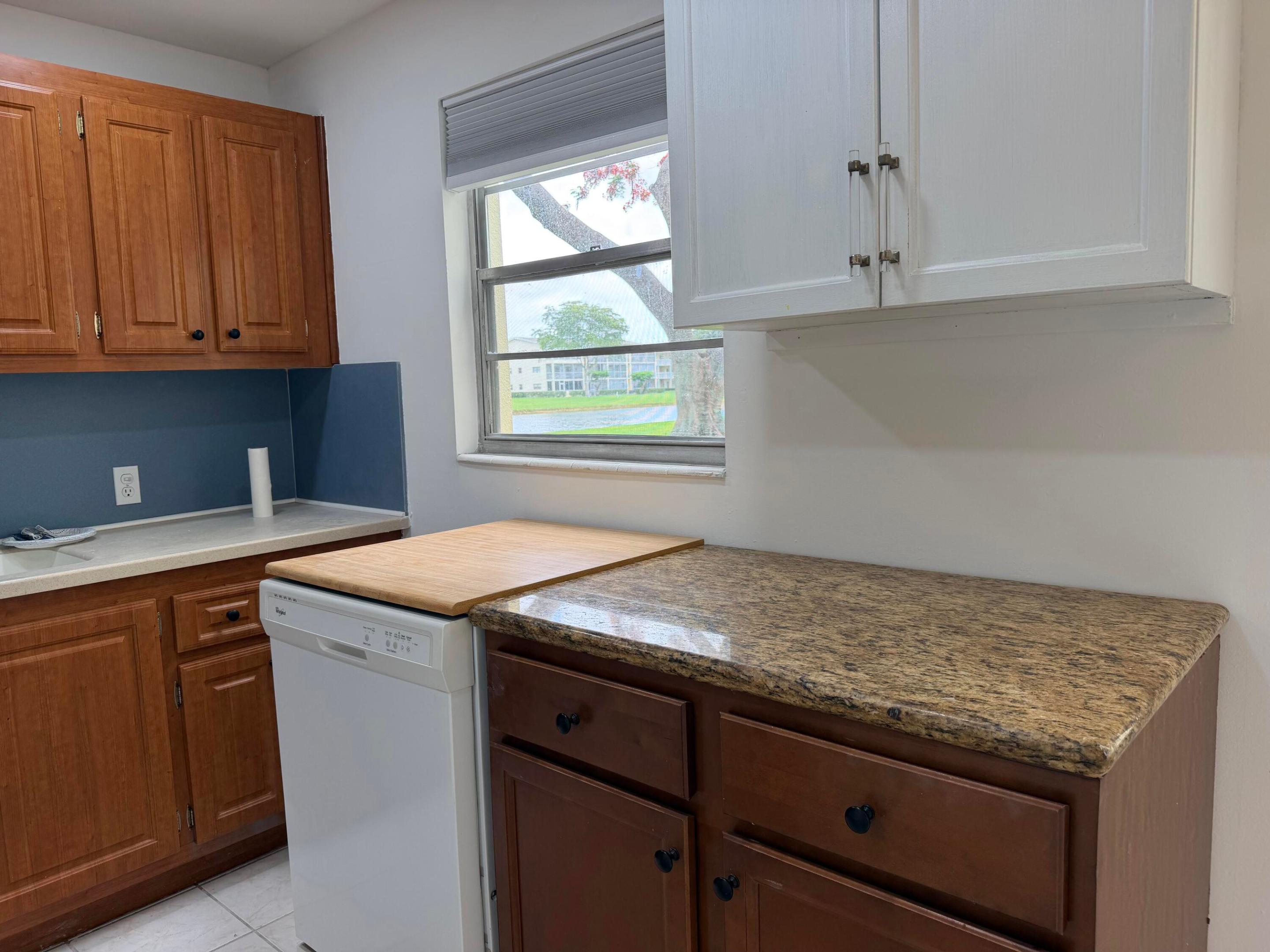 DORSET AT CENTURY VILLAGE CONDO - Residential Lease