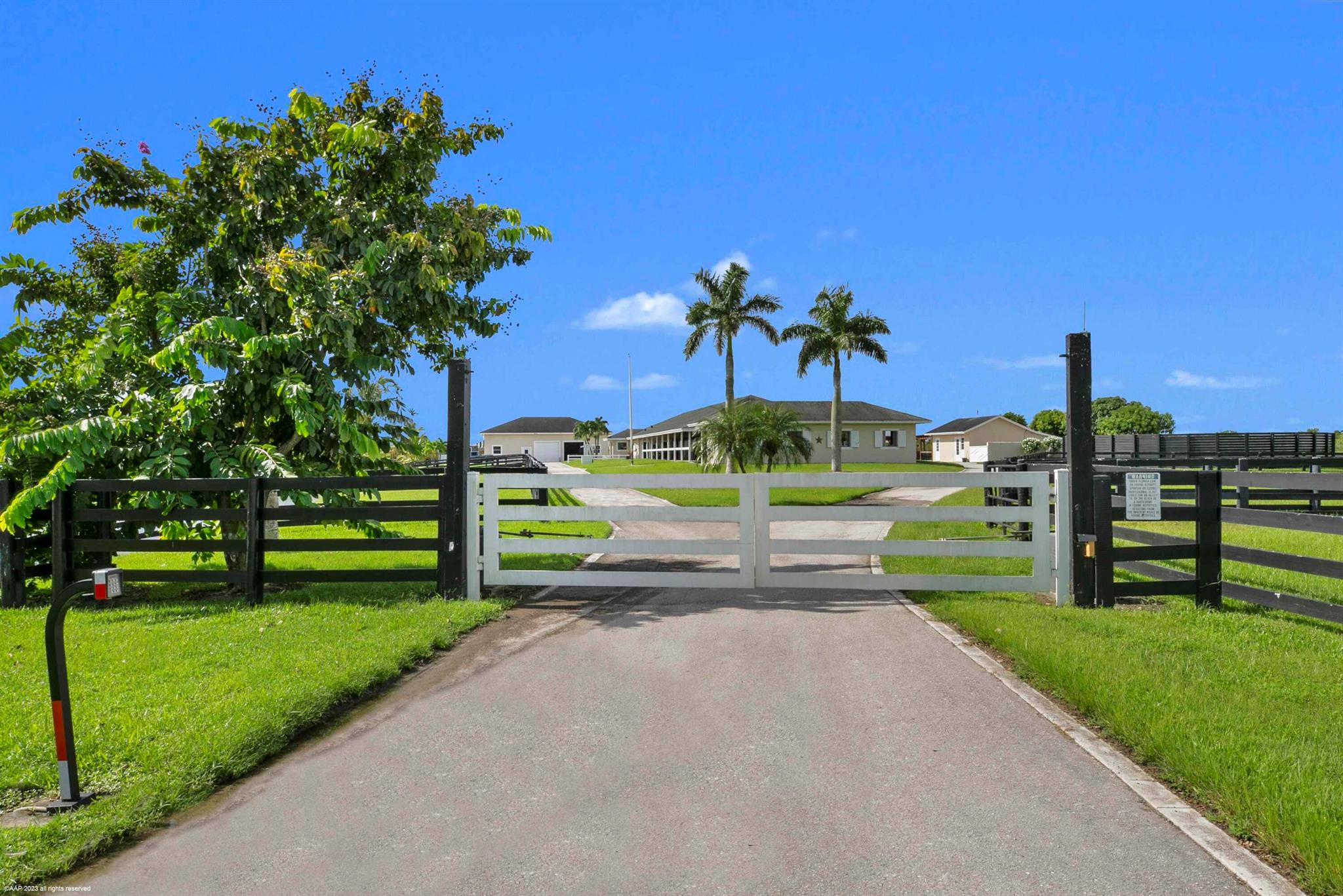 Palm Beach Point - Sungla - Residential