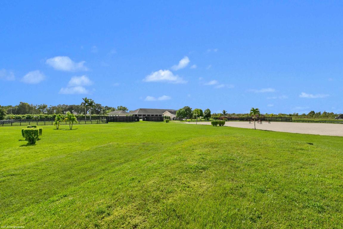 Palm Beach Point - Sunglade - Residential