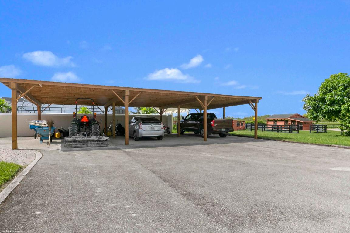 Palm Beach Point - Sunglade - Residential