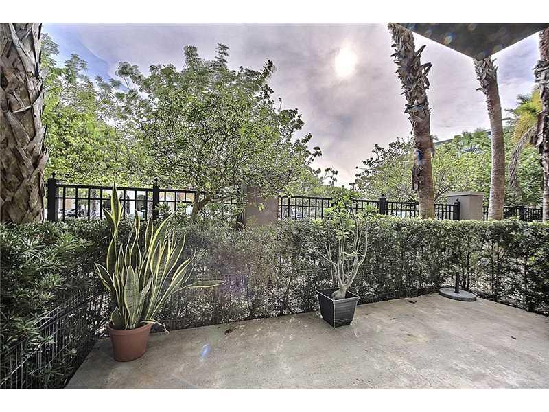 LAUDERDALE ONE - Residential