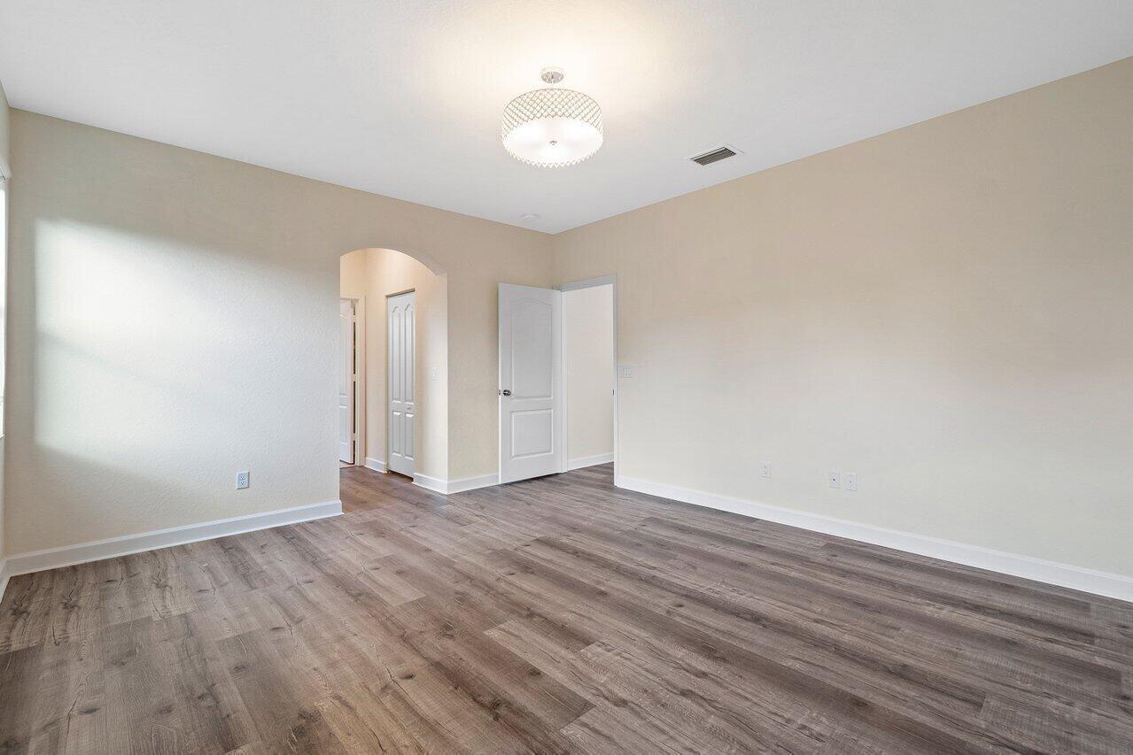 SILVERWOOD ESTATES - Residential Lease