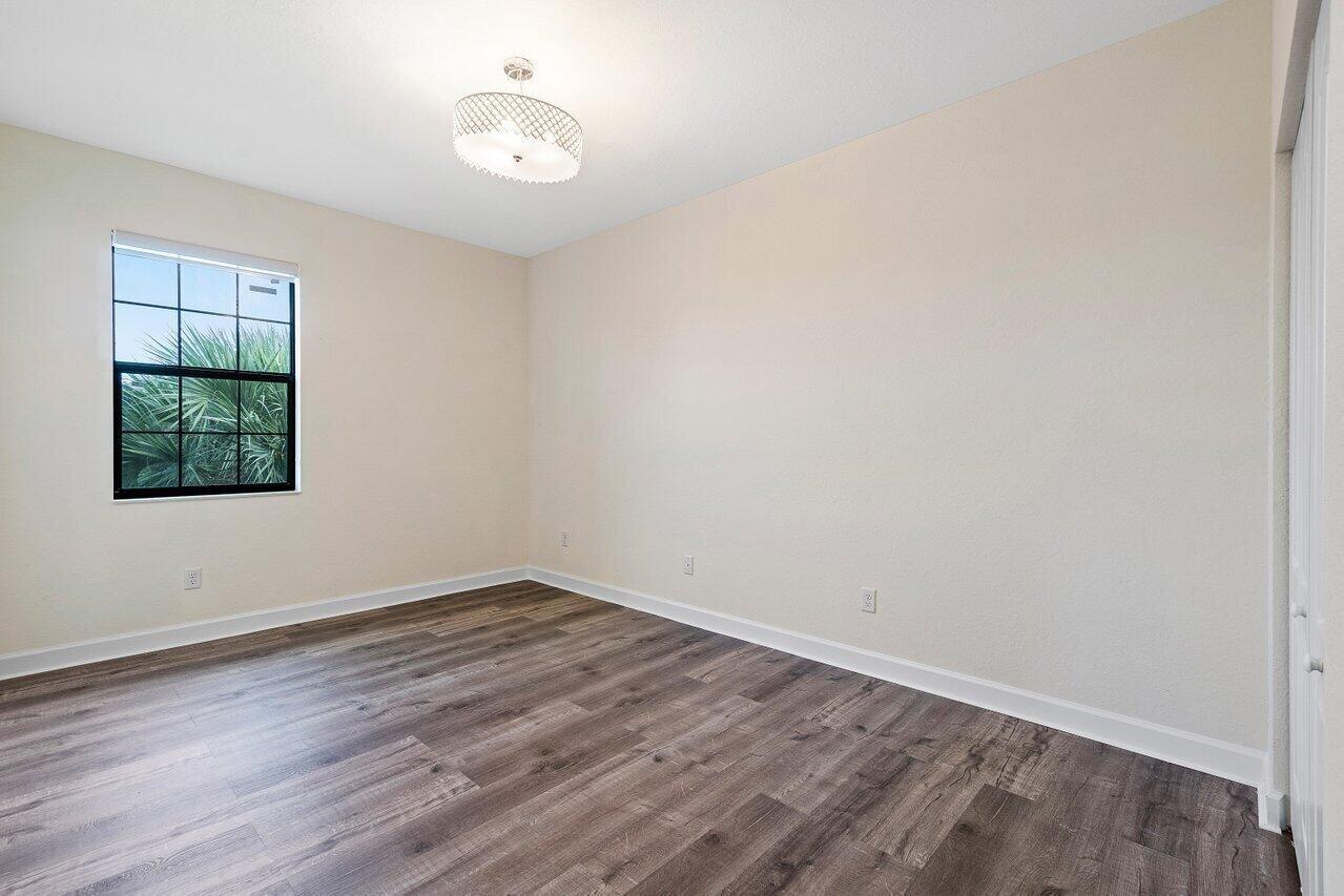 SILVERWOOD ESTATES - Residential Lease