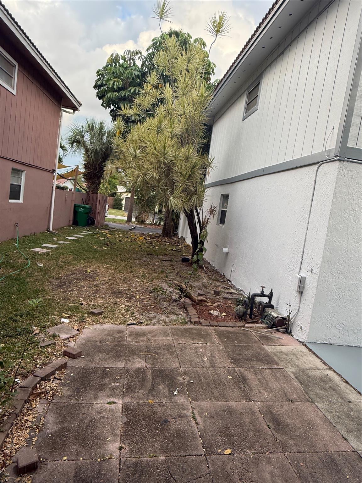 Coral Spgs Sub 1 59-30 B - Residential Income