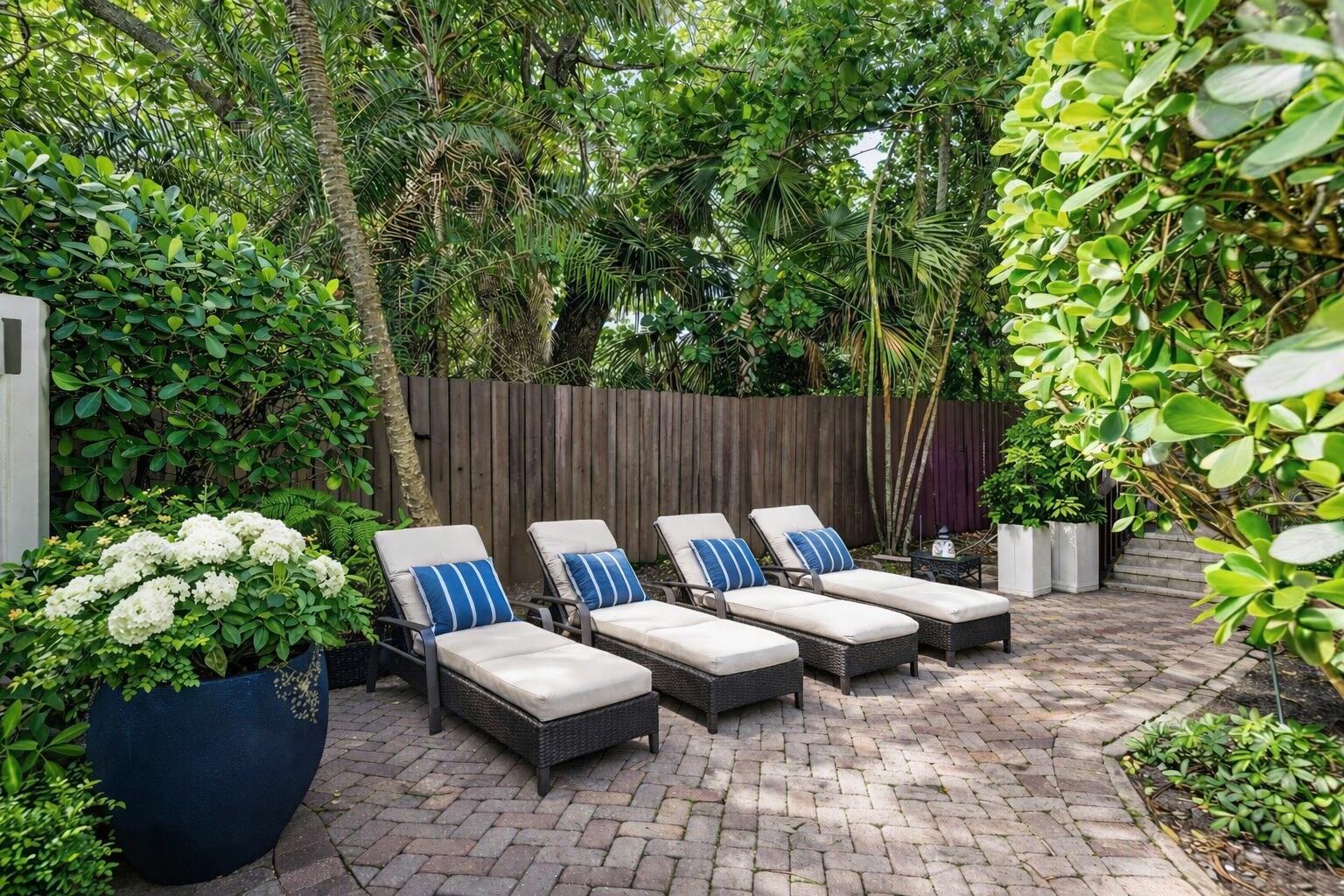 BEACH LOTS DELRAY - Residential