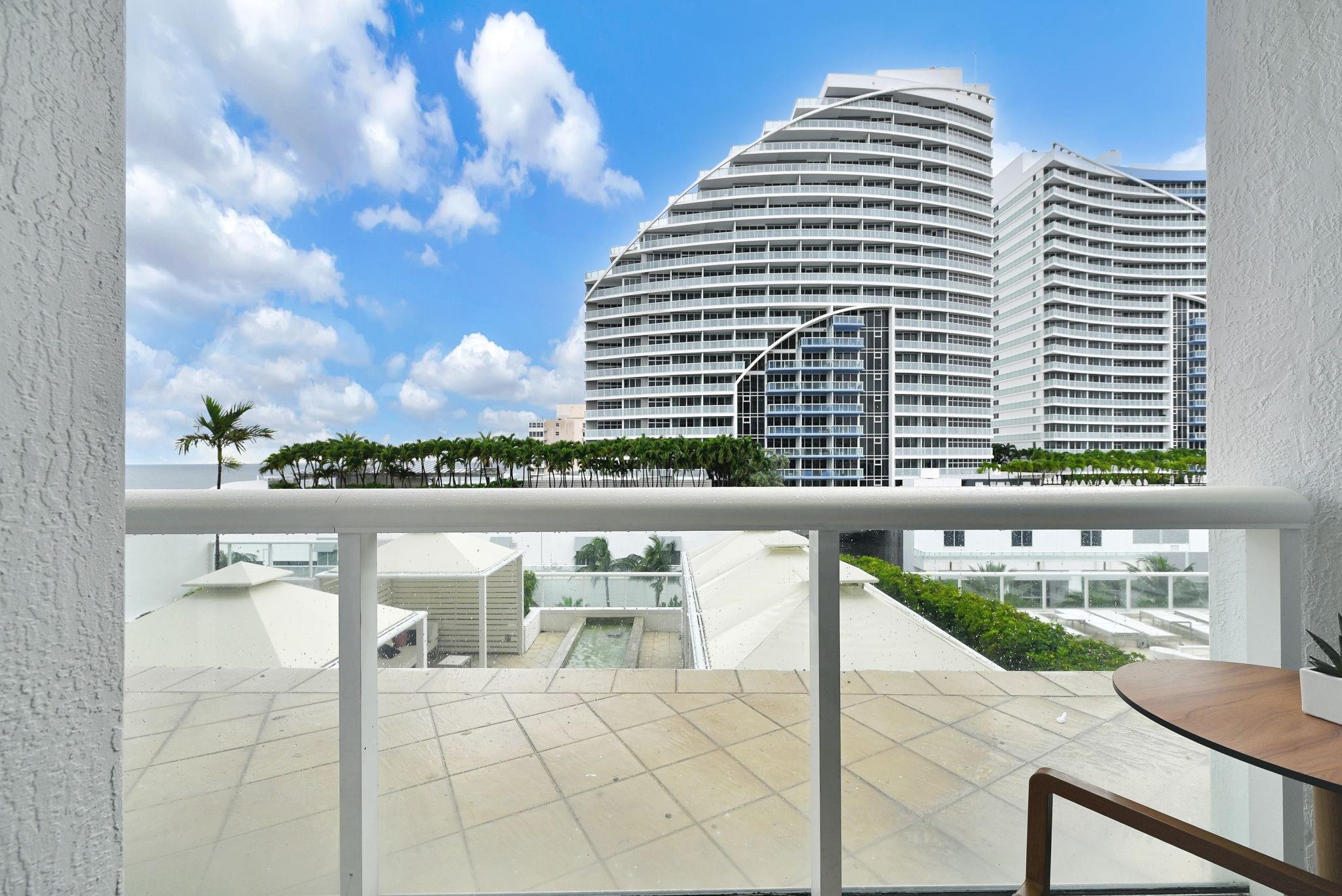 Q Club Resort & Residence - Residential