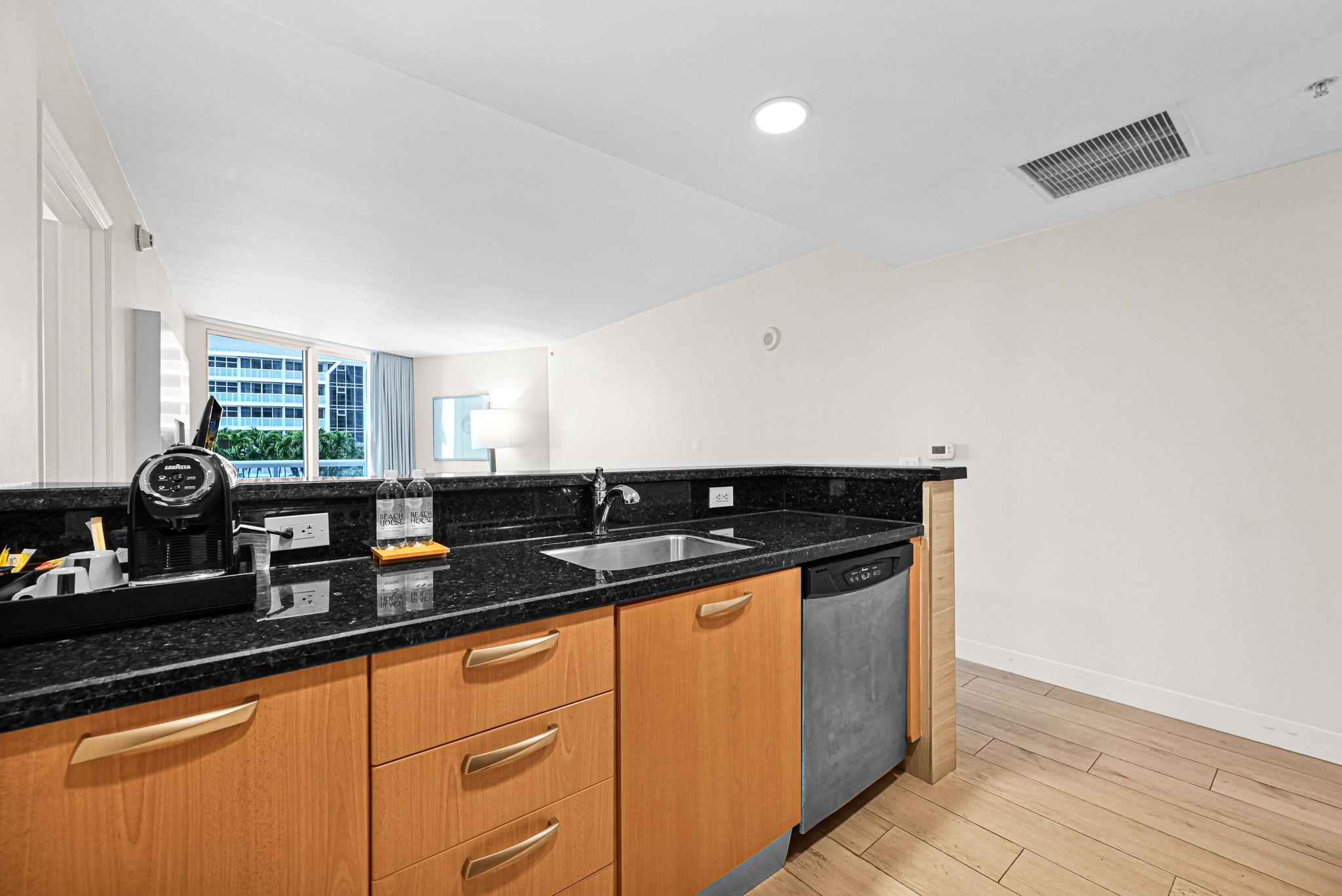 Q Club Resort & Residence - Residential