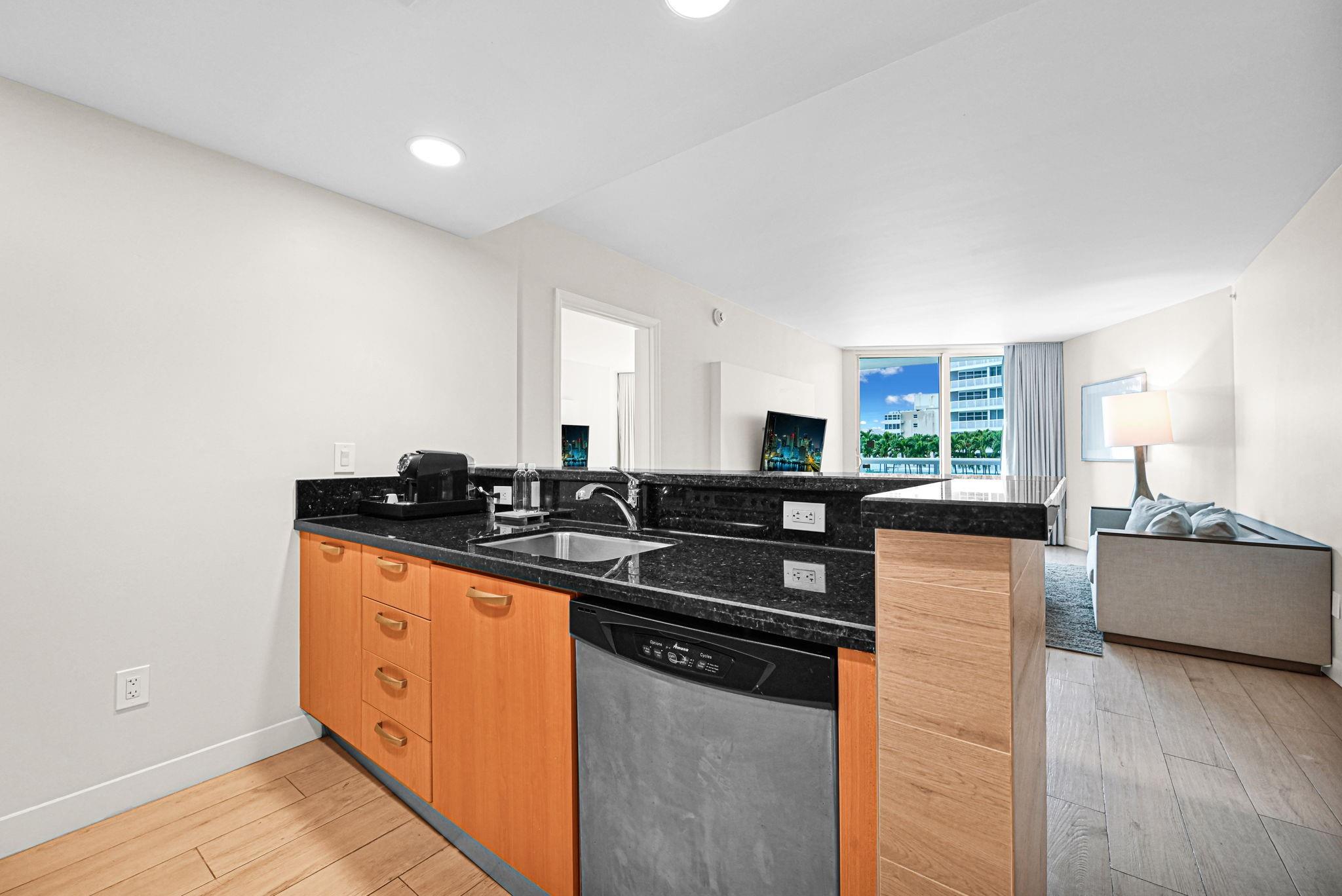 Q Club Resort & Residence - Residential