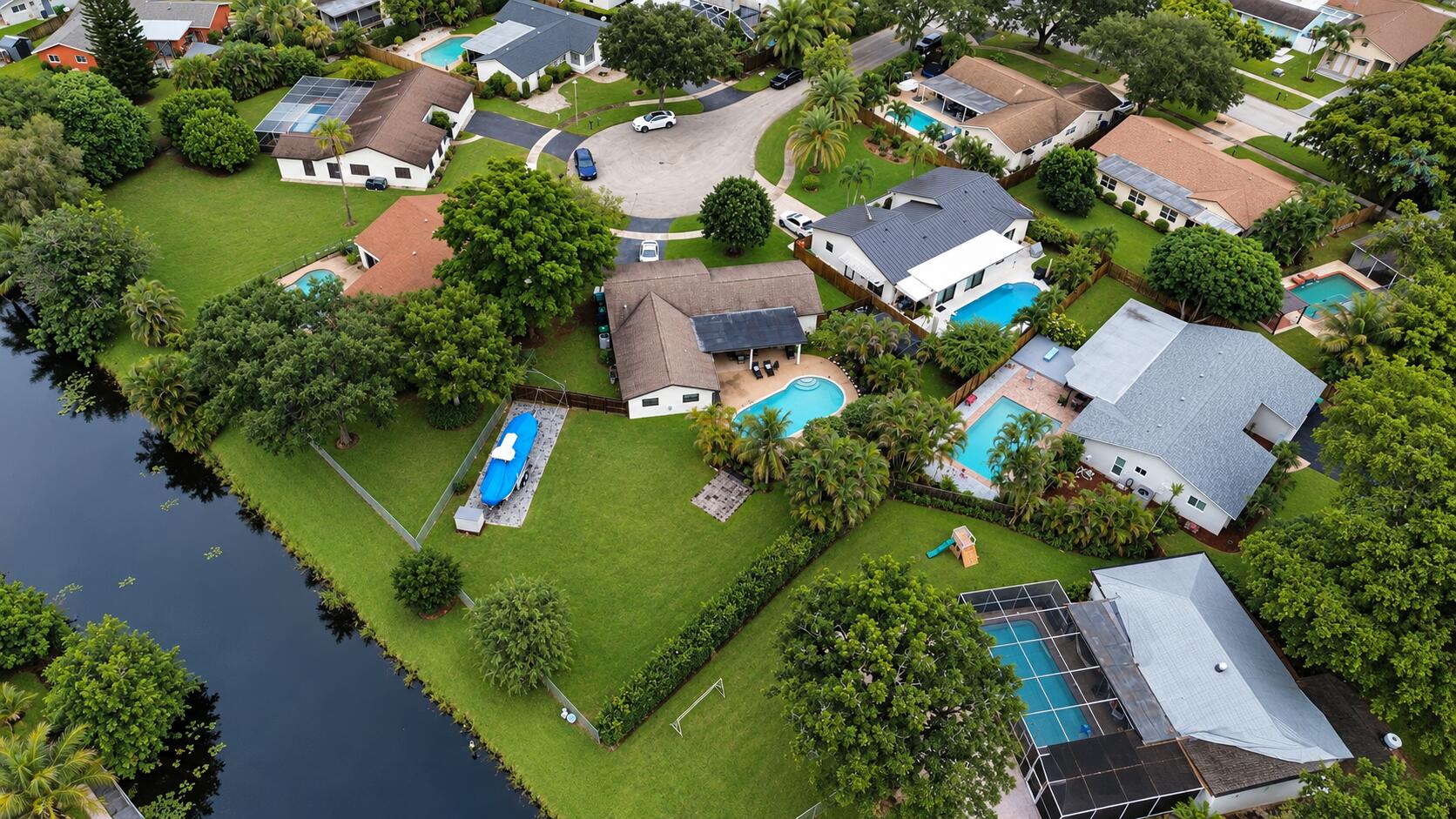 8764 SW 51st Court