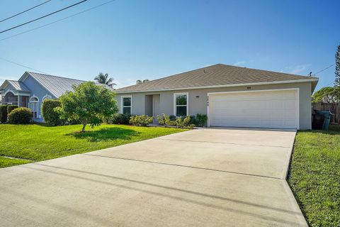 A home in Port St Lucie